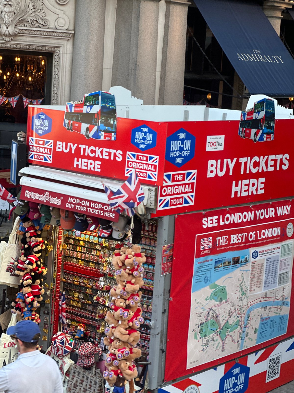 Tourist bus banner spotted on London street