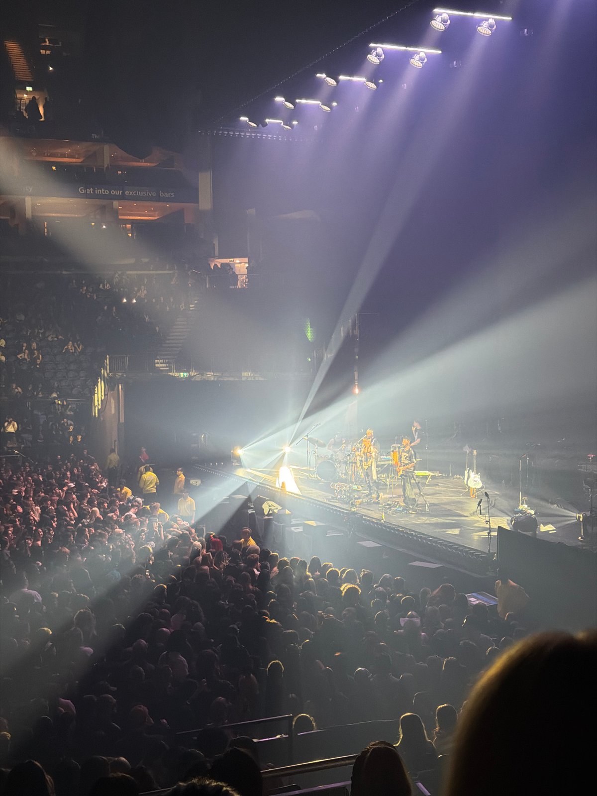 Concert draws packed crowd at London indoor venue