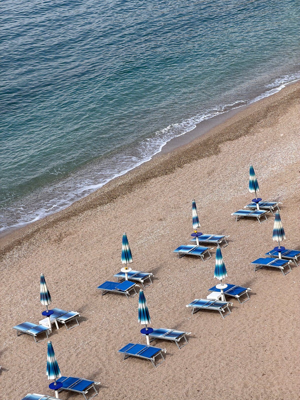 Morning beach scenes and emergency response captured in Budva