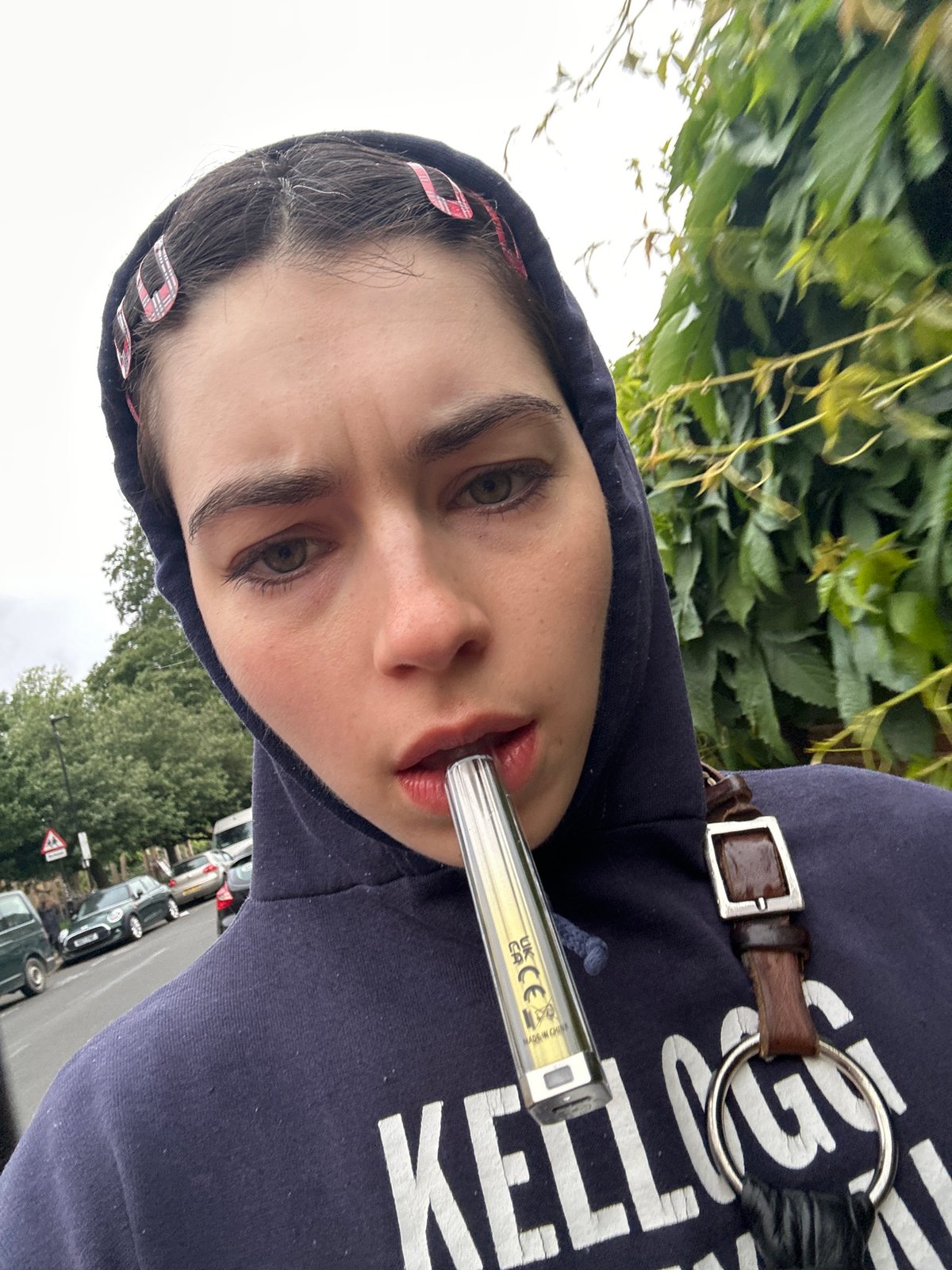 Young person observed vaping in London area