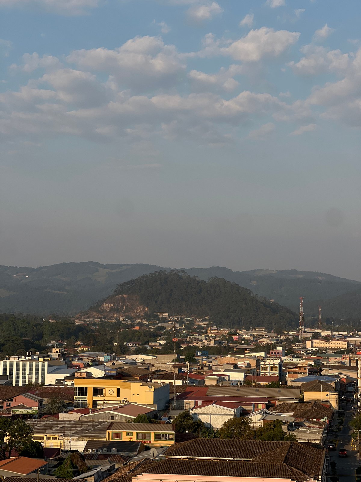Evening documentation captures La Esperanza cityscapes and landmarks
