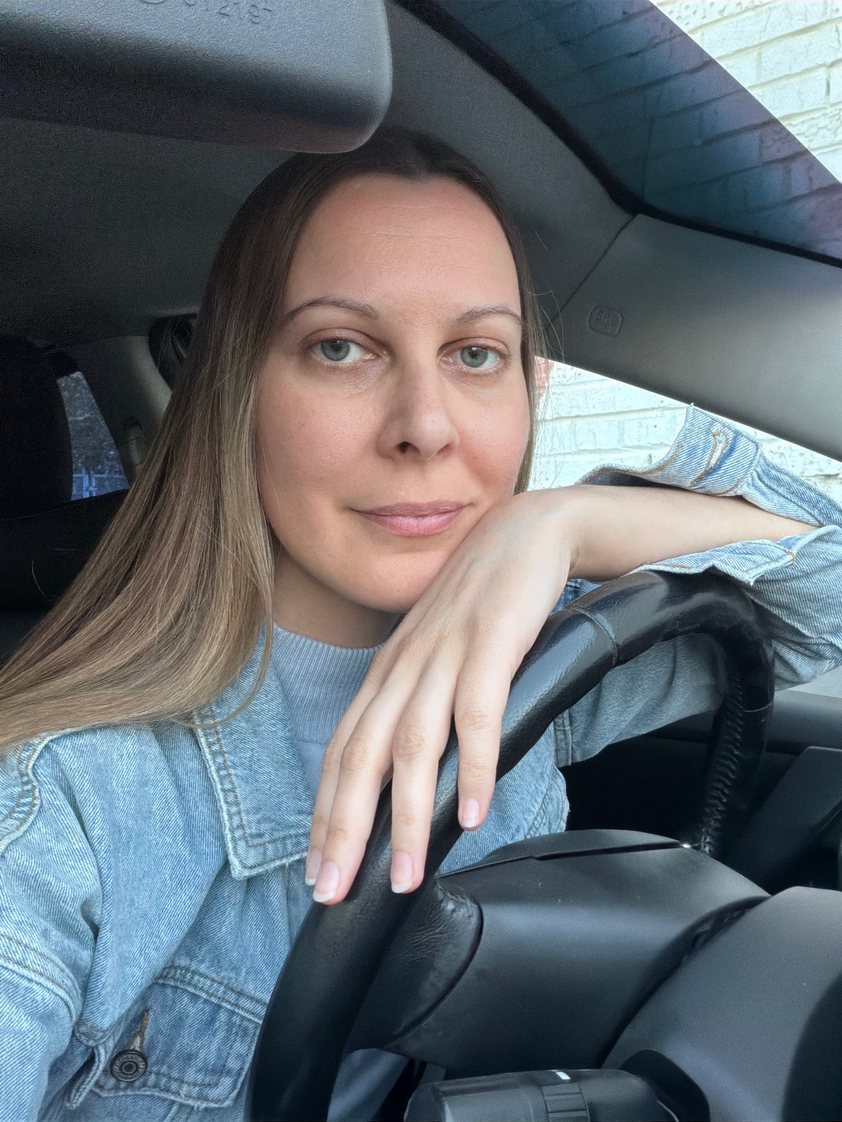 Woman photographed in driver's seat in Izhevsk