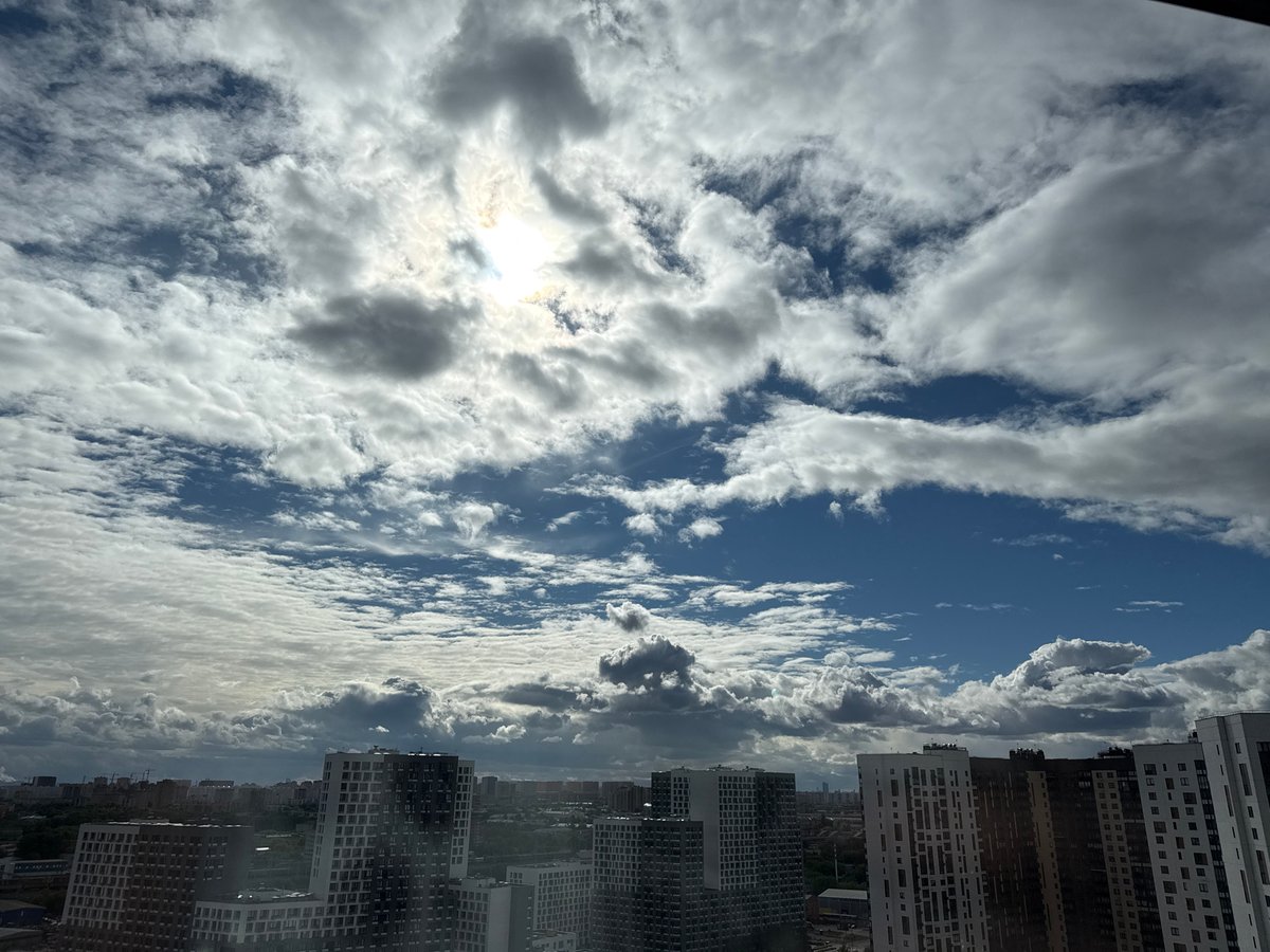 Observer documents urban skyline views from Lyubertsy high-rise