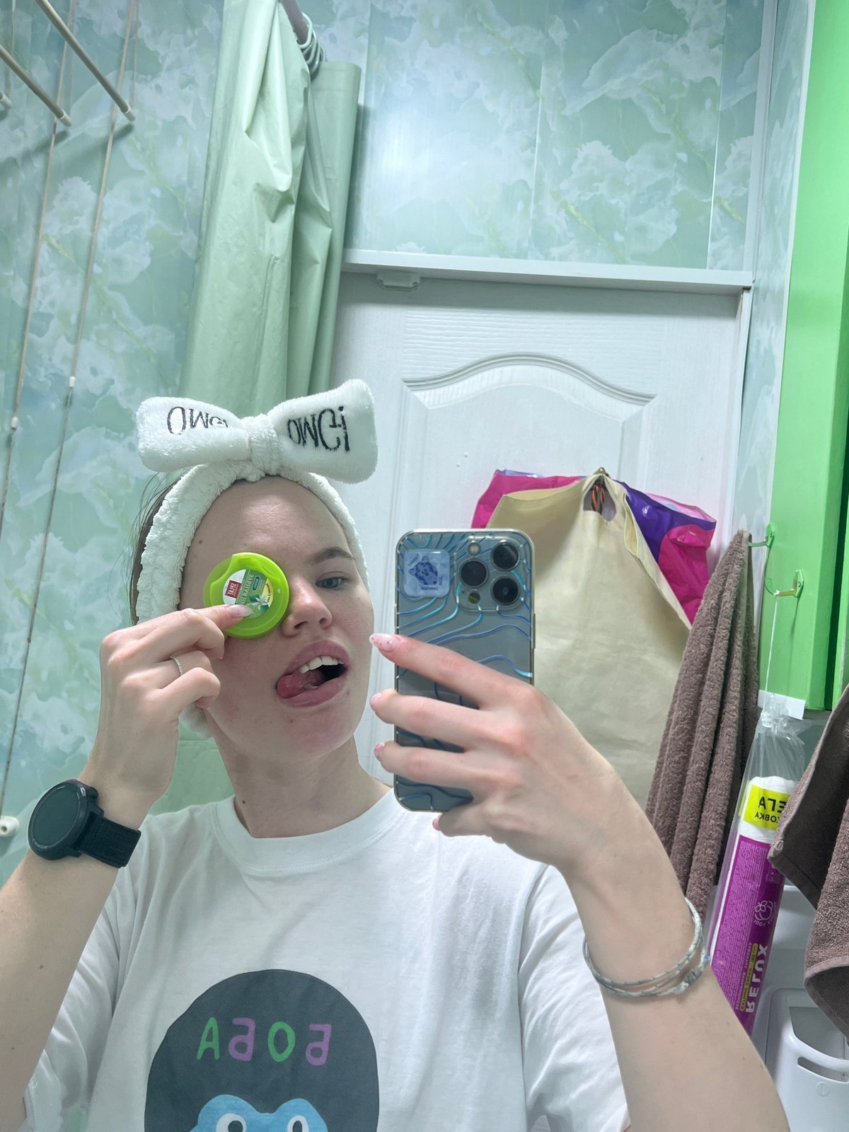 Morning routine selfies and daily life captured in Chaikovsky