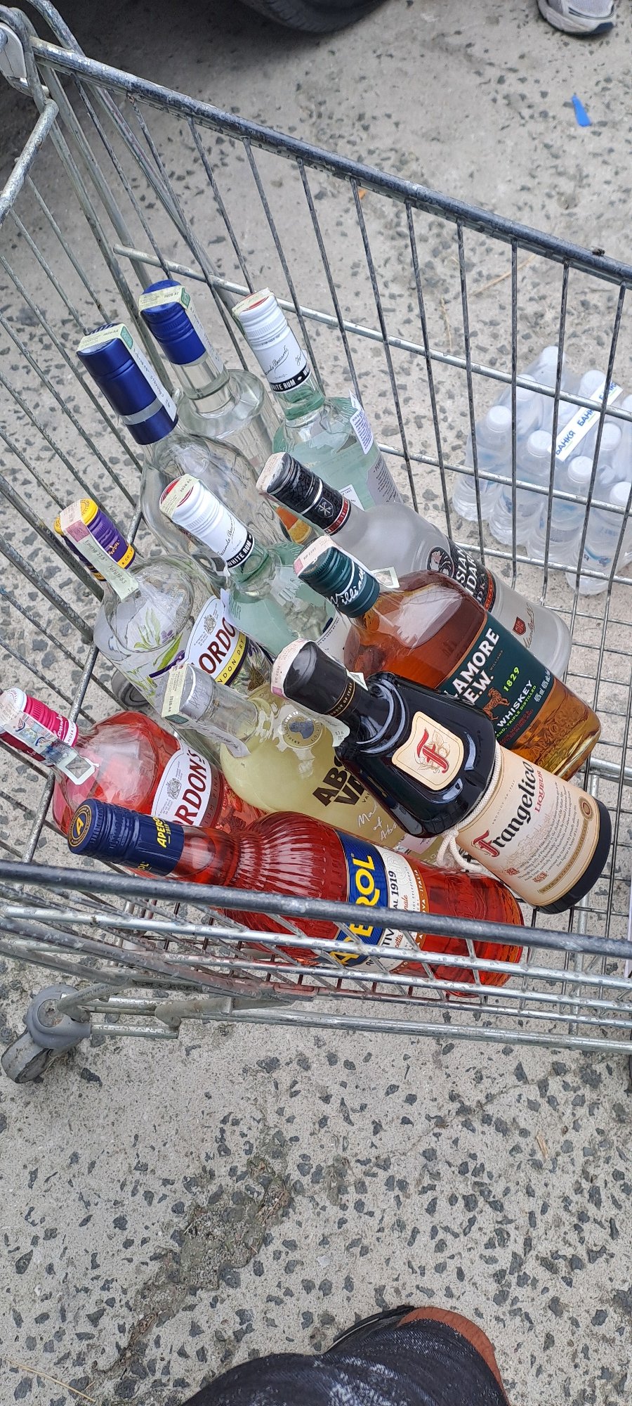 Beverage storage operations documented in Velika, Bulgaria