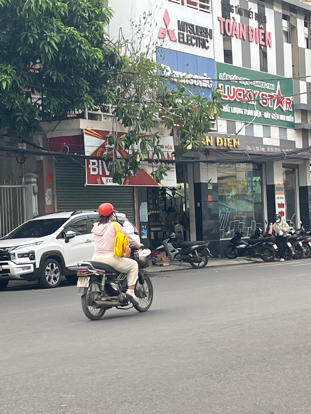 Everyday street life in Nha Trang on a quiet morning