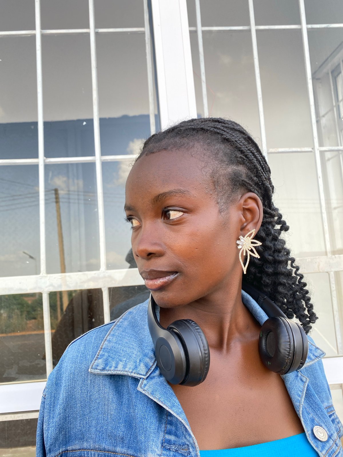Outdoor photo session in Bar Jirgi Summa, Nigeria