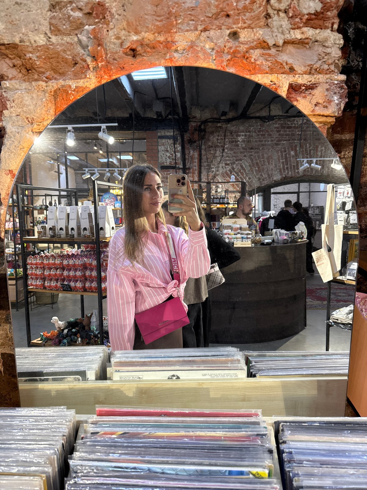 Artisan shopping and craft browsing in Saint Petersburg markets