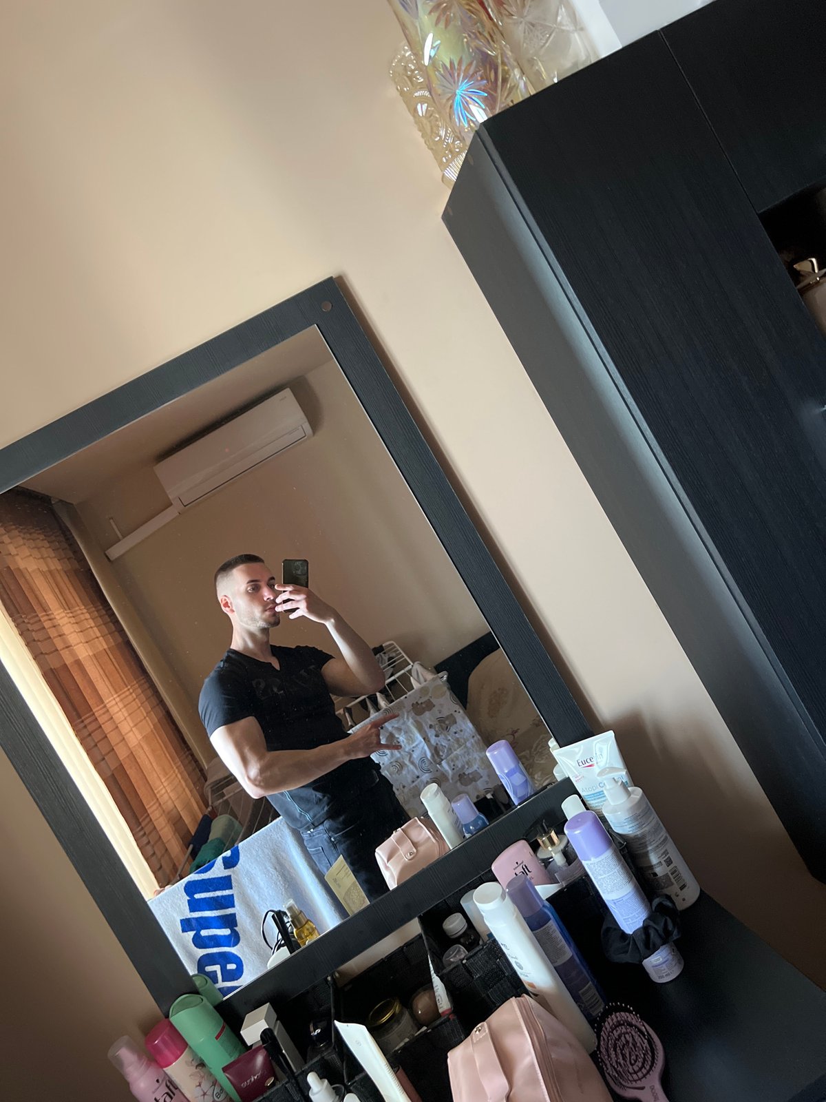 Personal moments captured in Burgas home interior