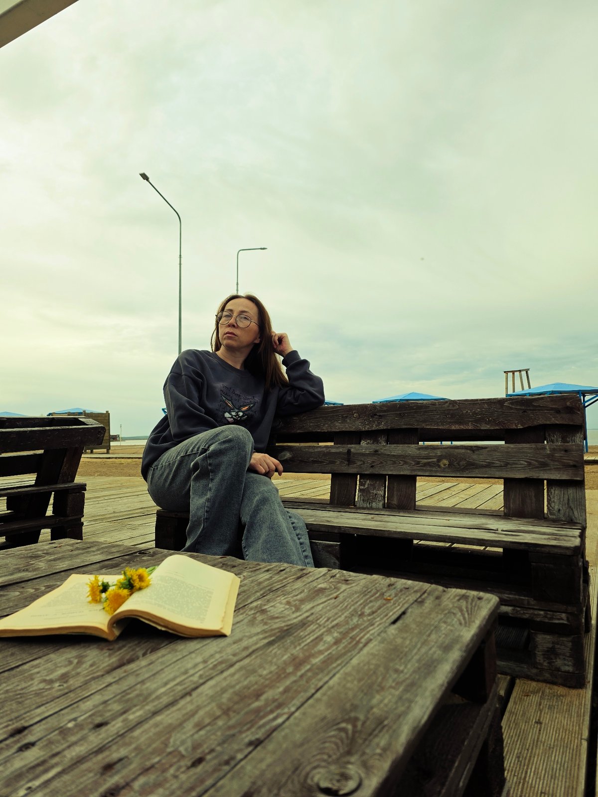 Residents enjoy quiet outdoor moments in Chaikovsky park area