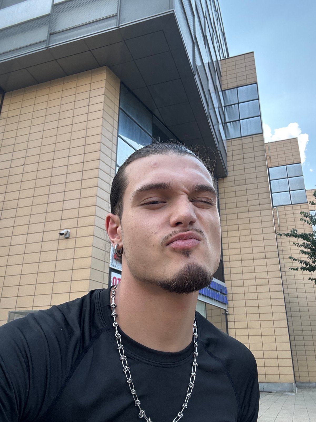 Casual afternoon in Sofia, selfies and street moments