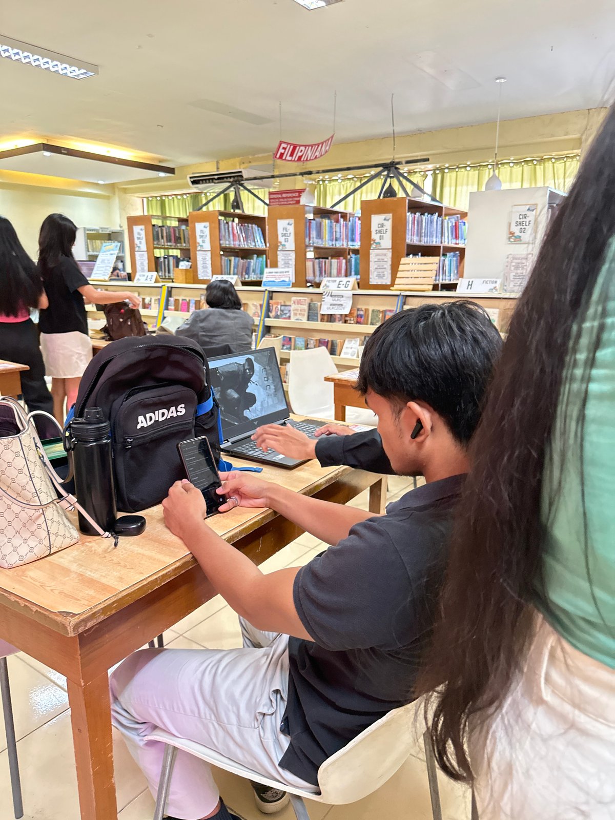 Morning university life documented across Davao City campus