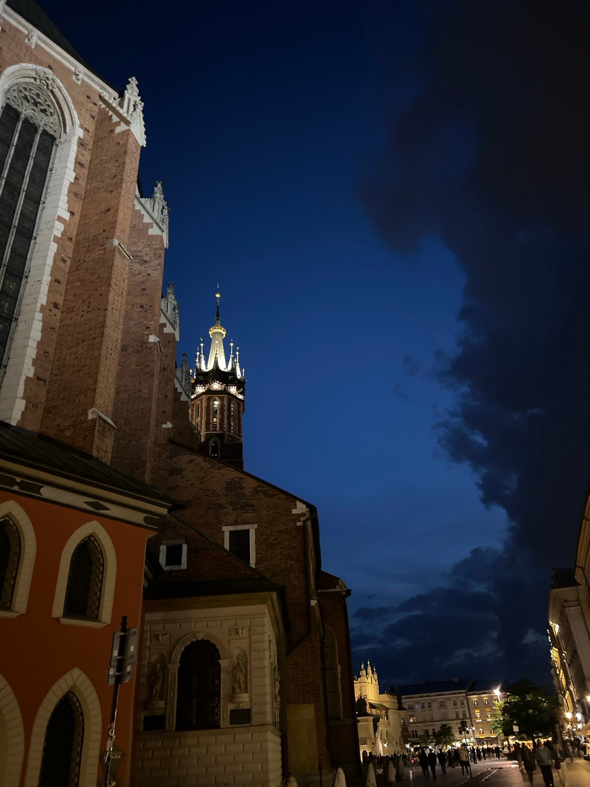 A summer evening on Krakow's main market square