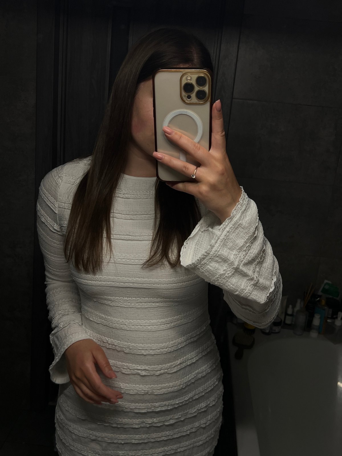 Morning selfies and cats captured in Ternopil apartment