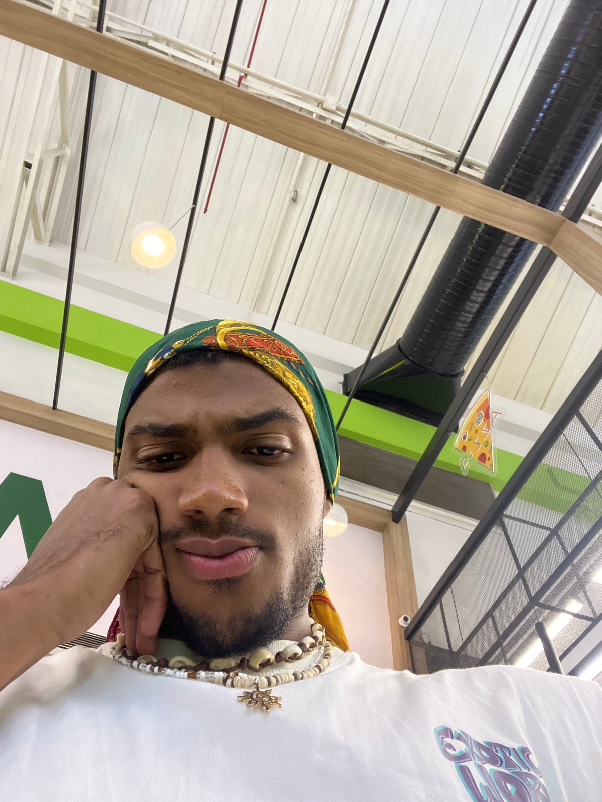 Man in shell necklaces visits multiple Porlamar restaurants overnight