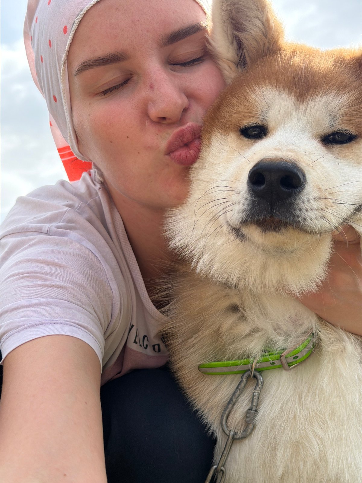 Ordinary morning moments with pets and work in Chaikovsky