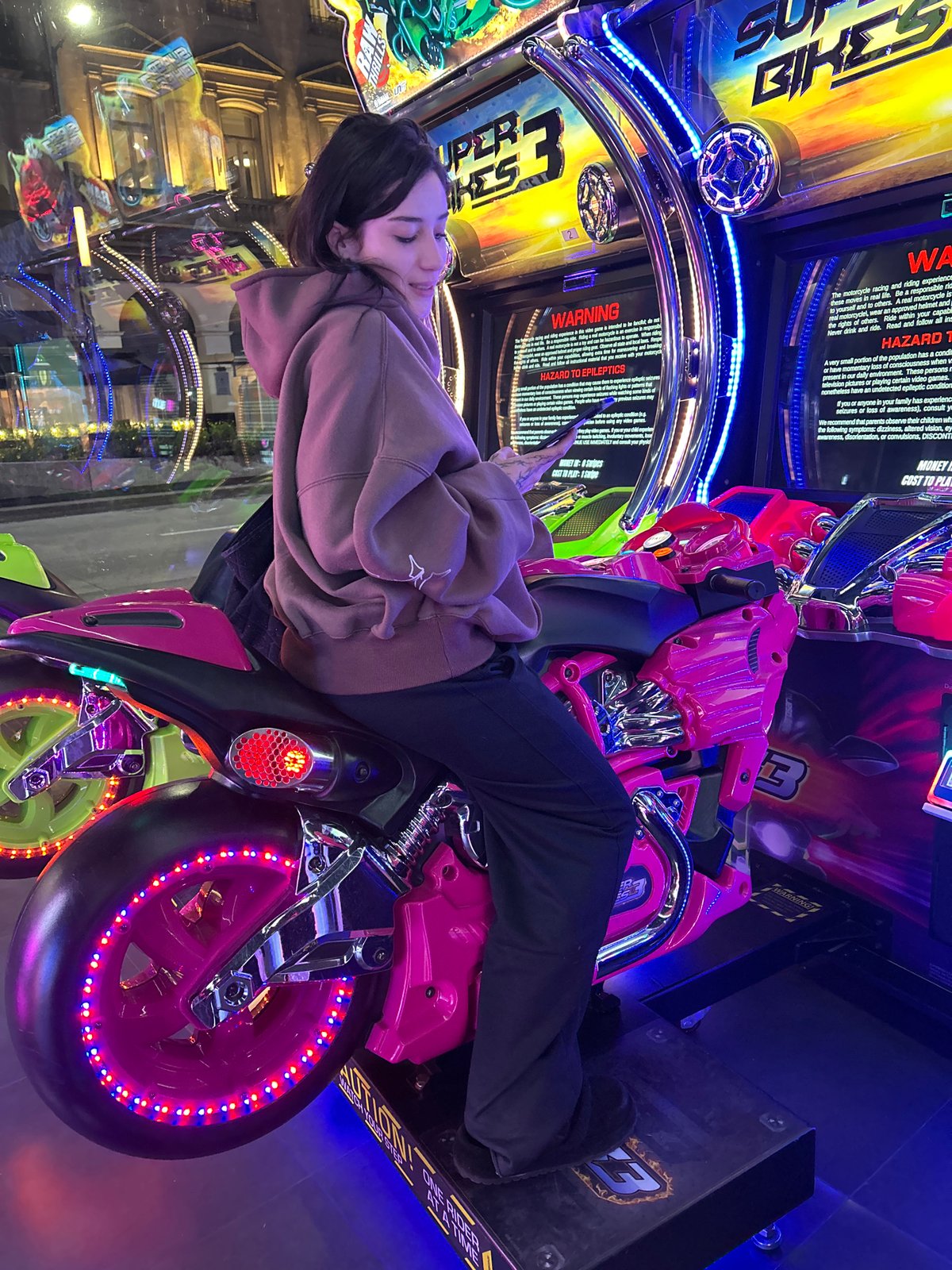 Late-night arcade visit documented in Buenos Aires entertainment center