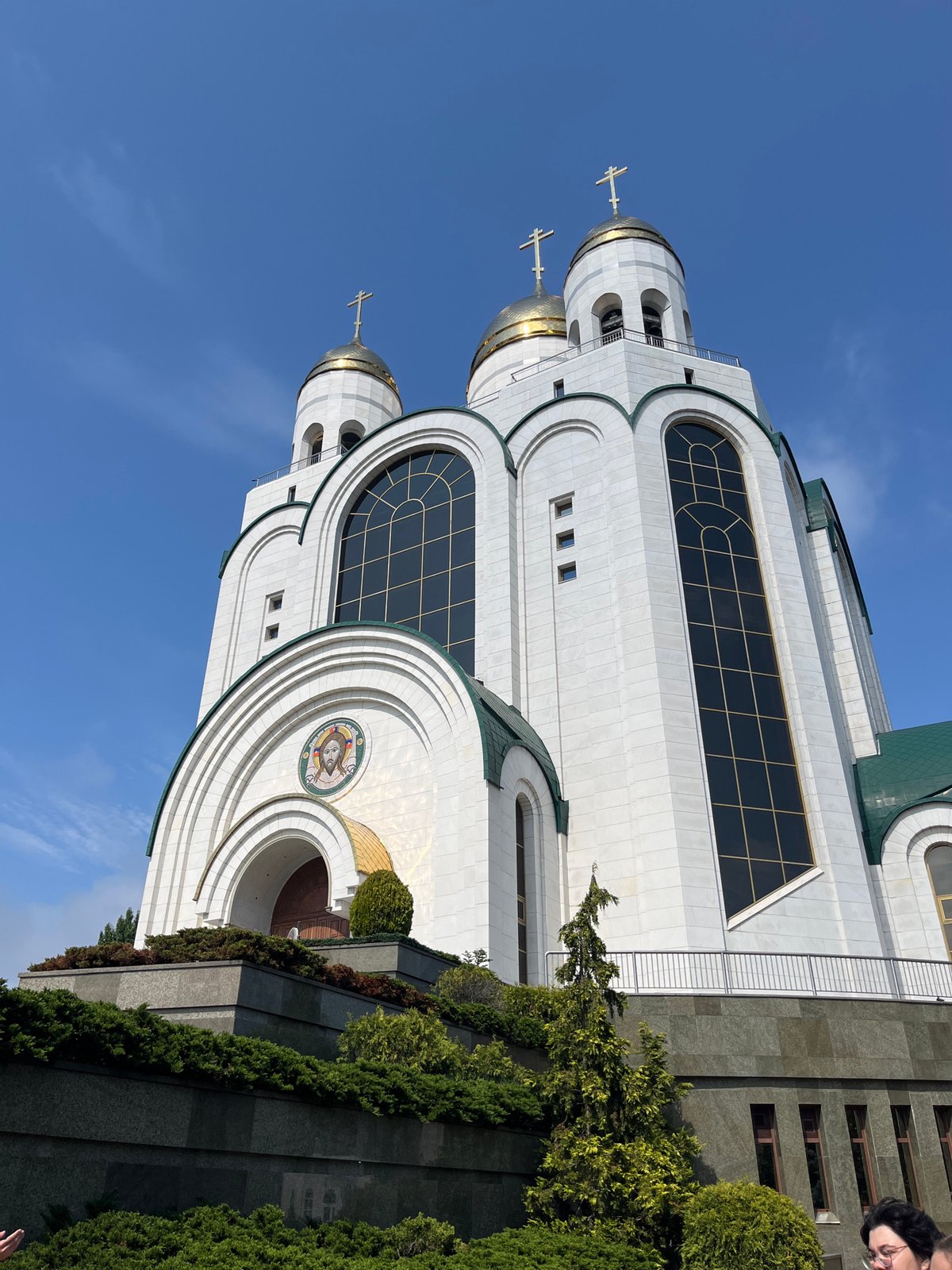 Kaliningrad midday: Orthodox cathedral and café stop