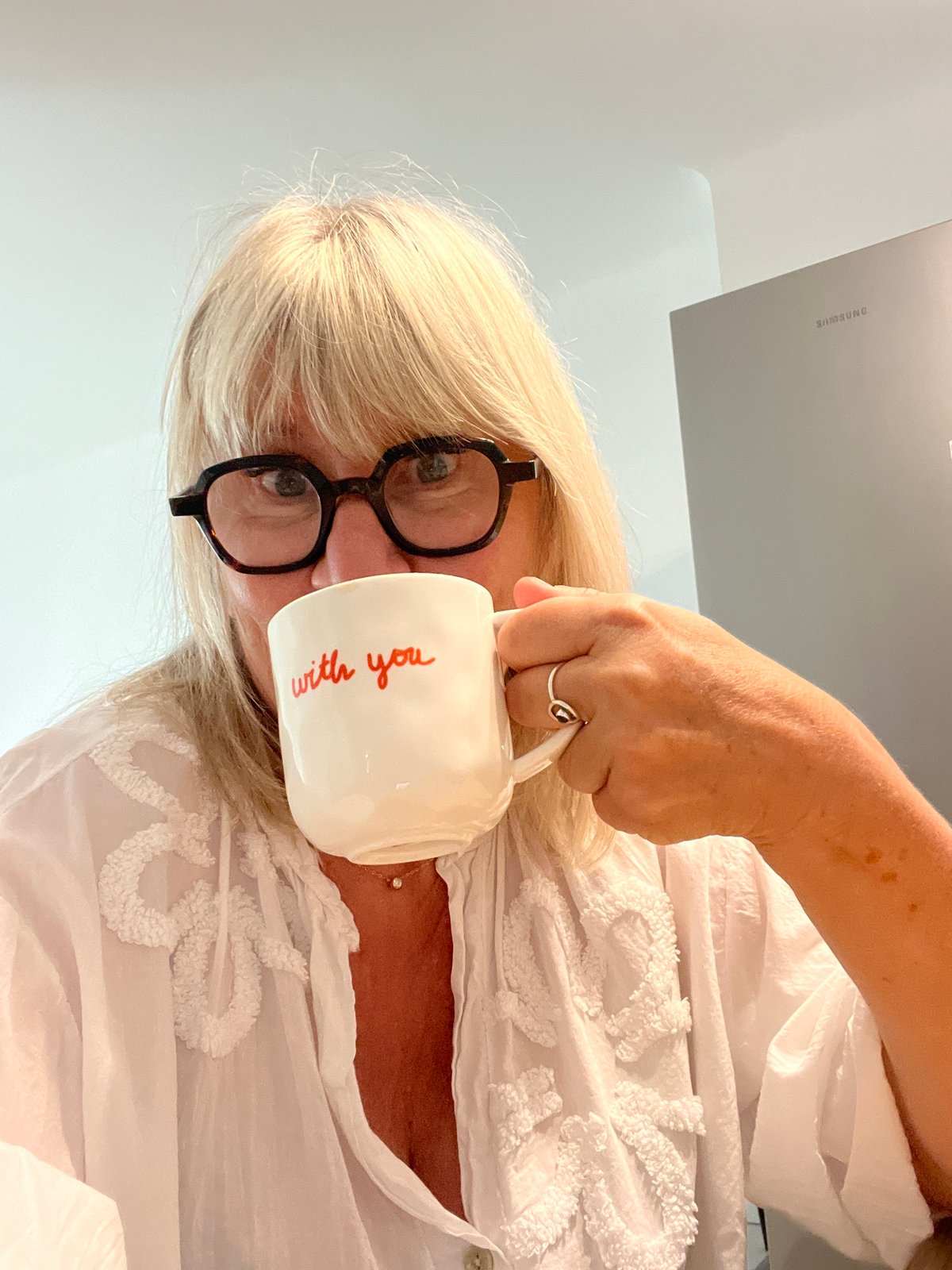 Morning routine and street moments in Cannes