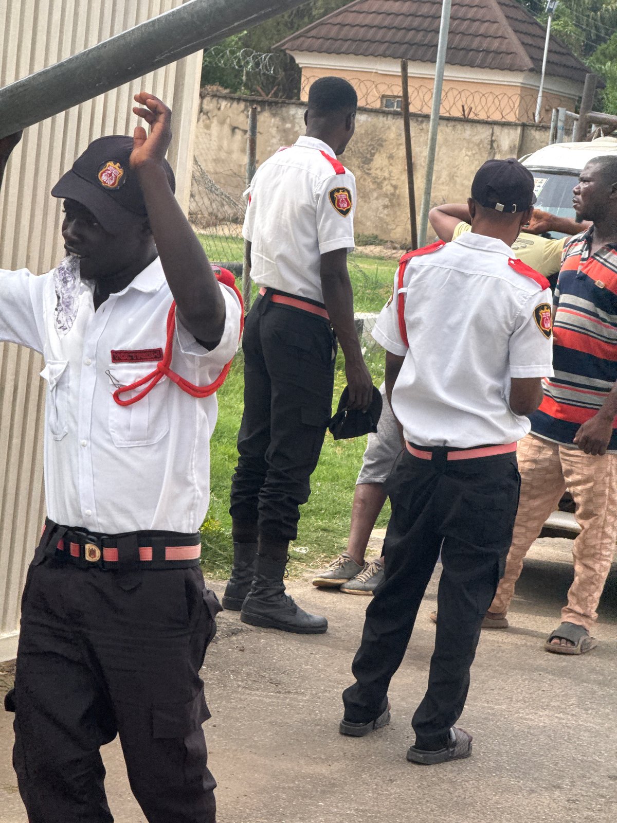 Morning street scenes captured across residential Abuja neighborhoods