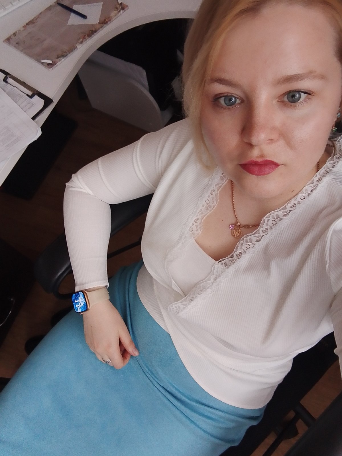 Morning moments captured in Izhevsk: portrait and chocolate box