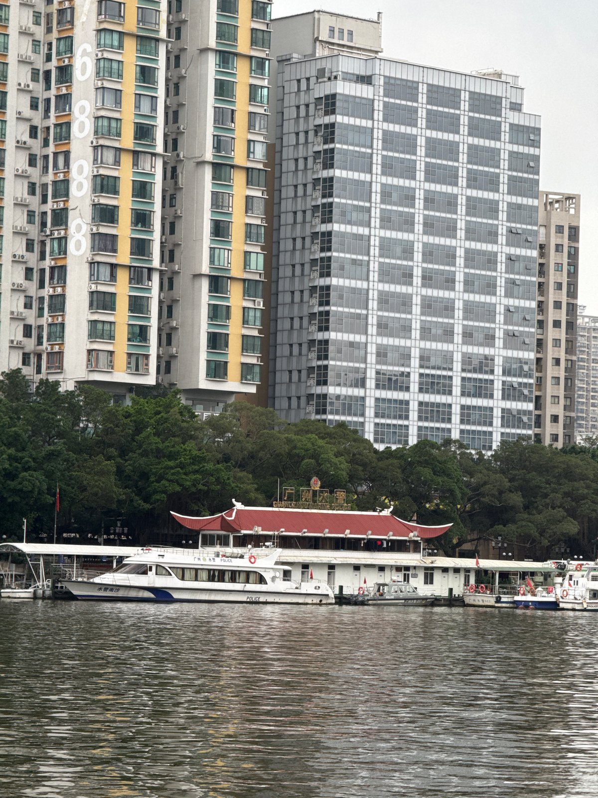 Morning street life documented across Yuexiu District, Guangzhou