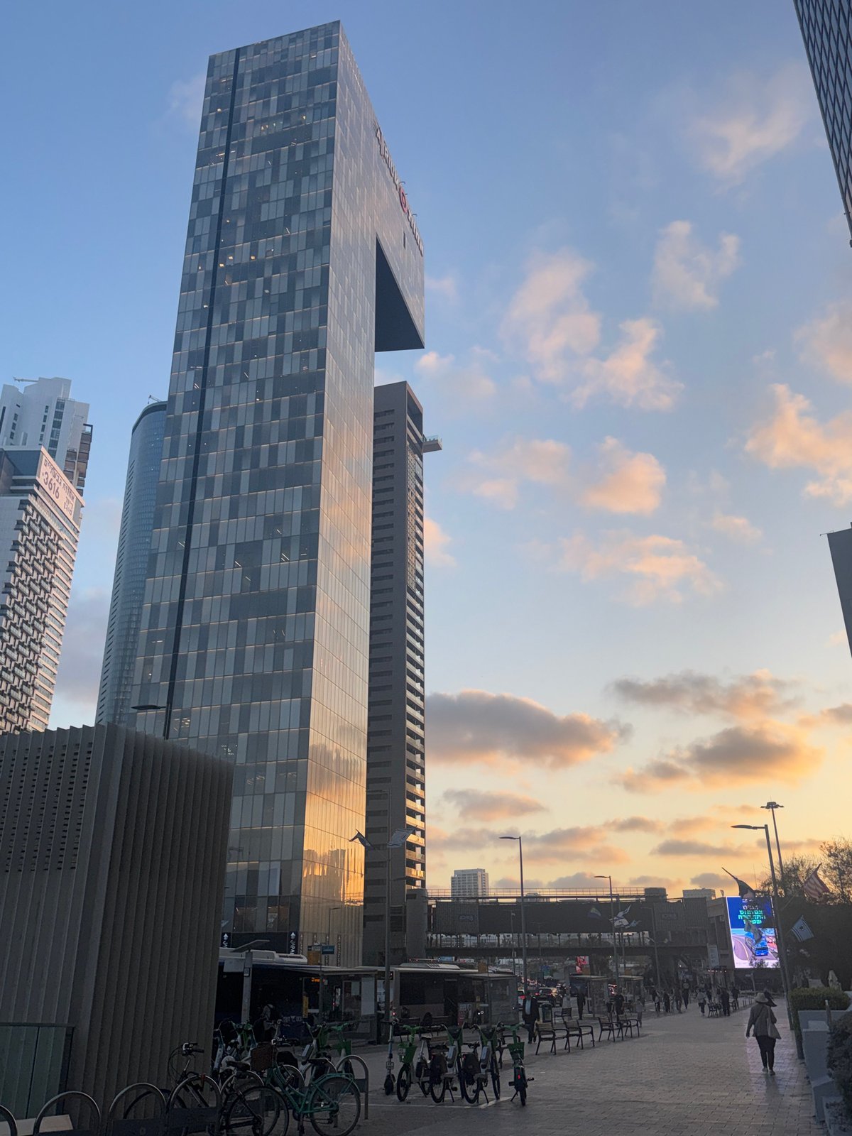 Golden hour illuminates Ramat Gan's modern skyline