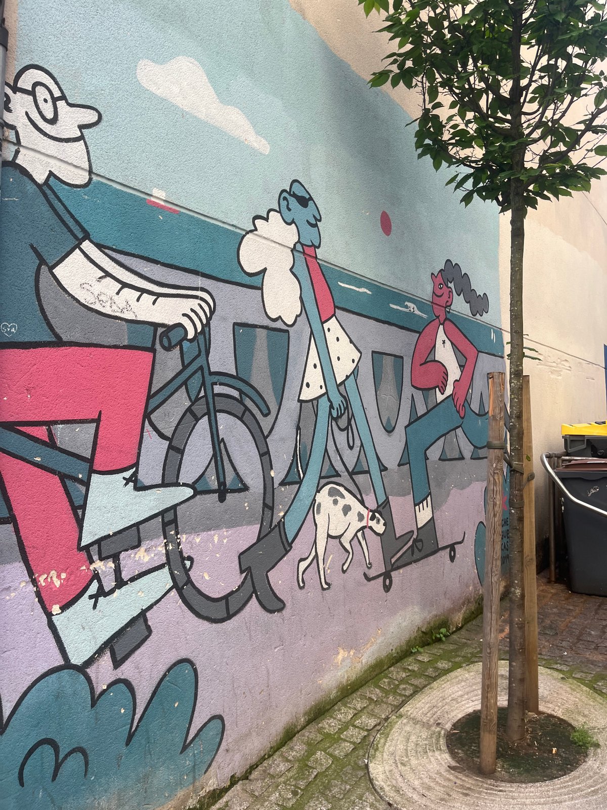 Afternoon stroll documented around A Coruña marina district