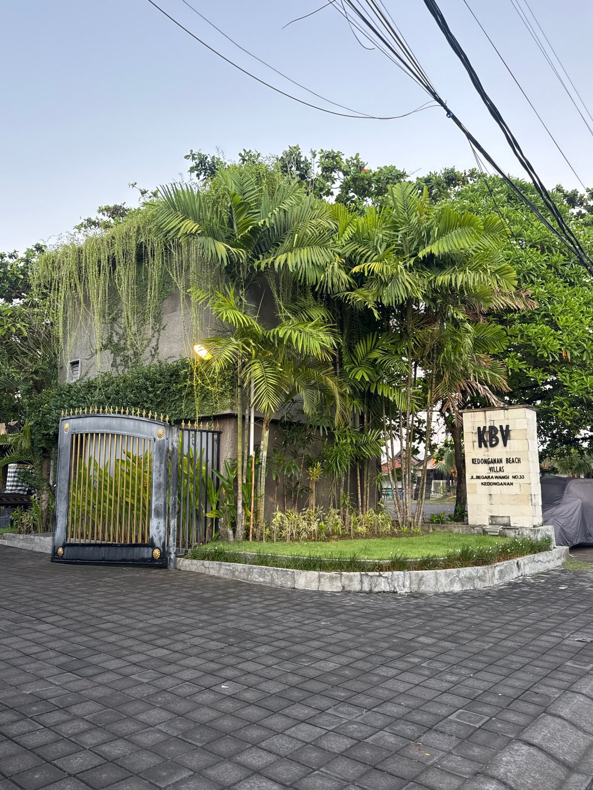 Evening scenes captured around Kuta Indonesia neighborhoods