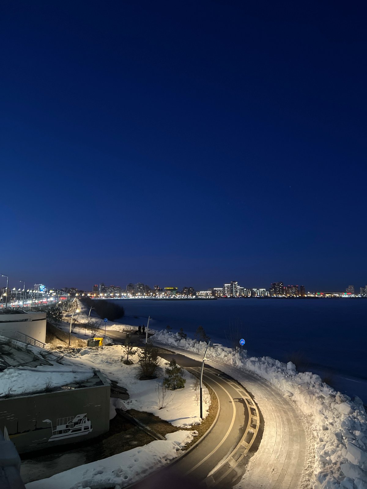 Winter tour documented across Kazan landmarks and Kremlin complex