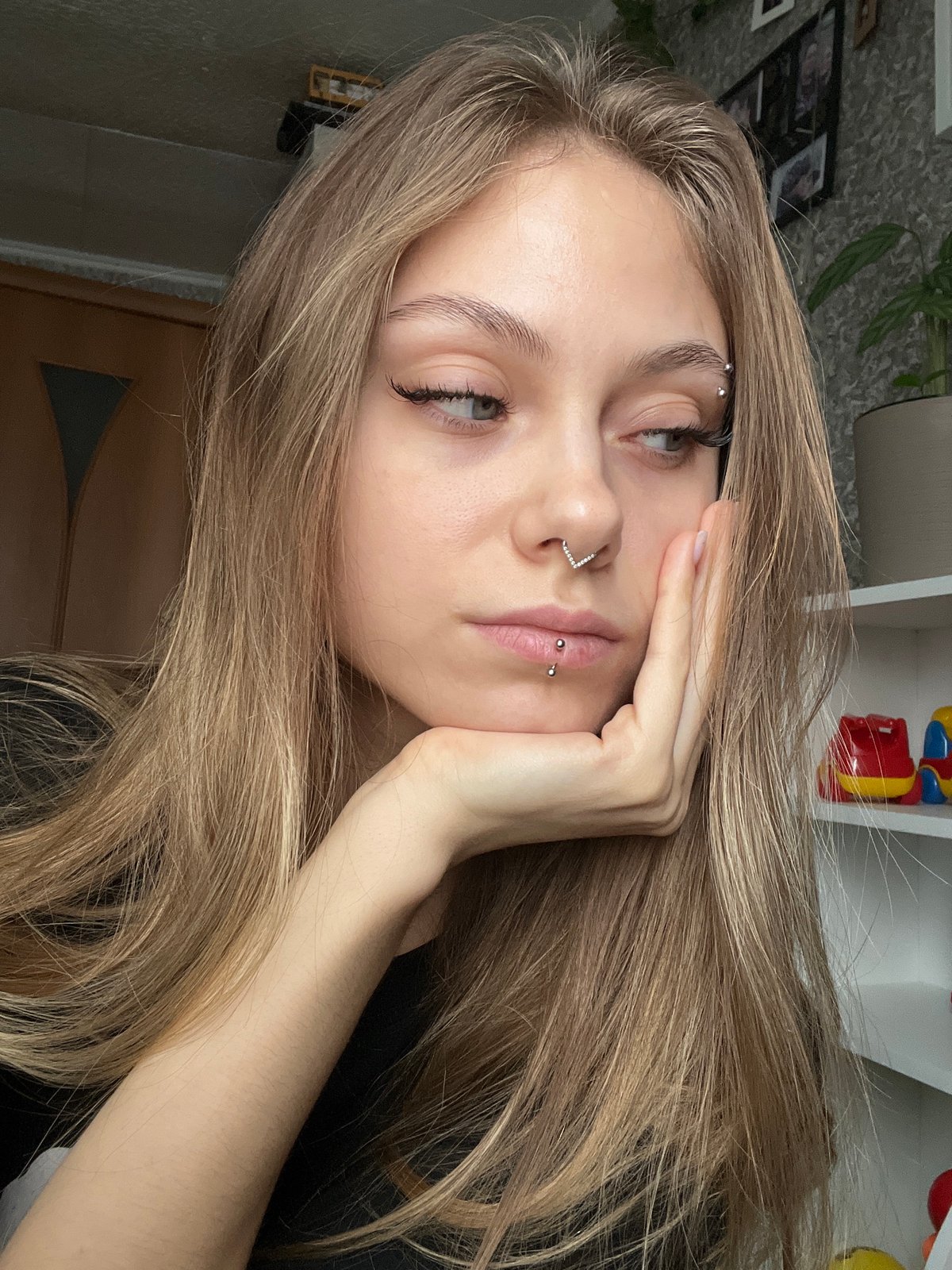 Woman takes selfies in Фоки, Russia