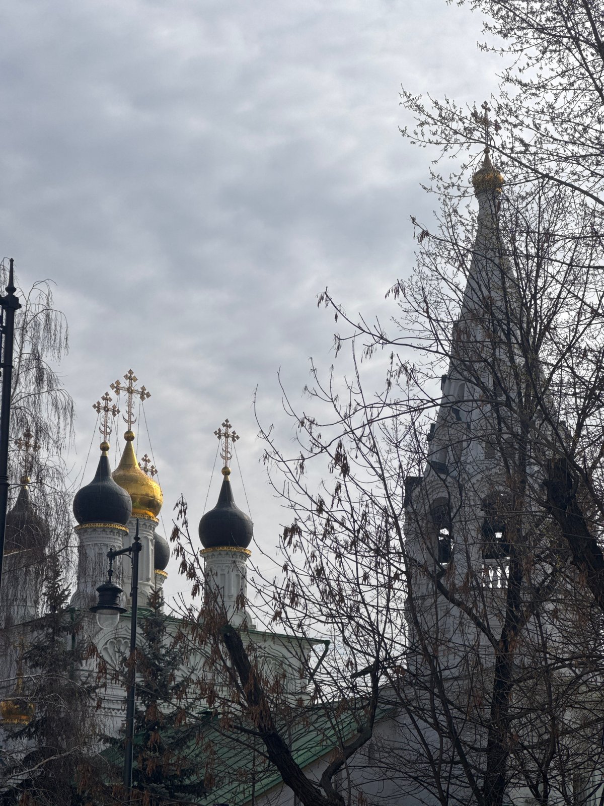 Moscow street scenes captured from multiple angles Friday morning