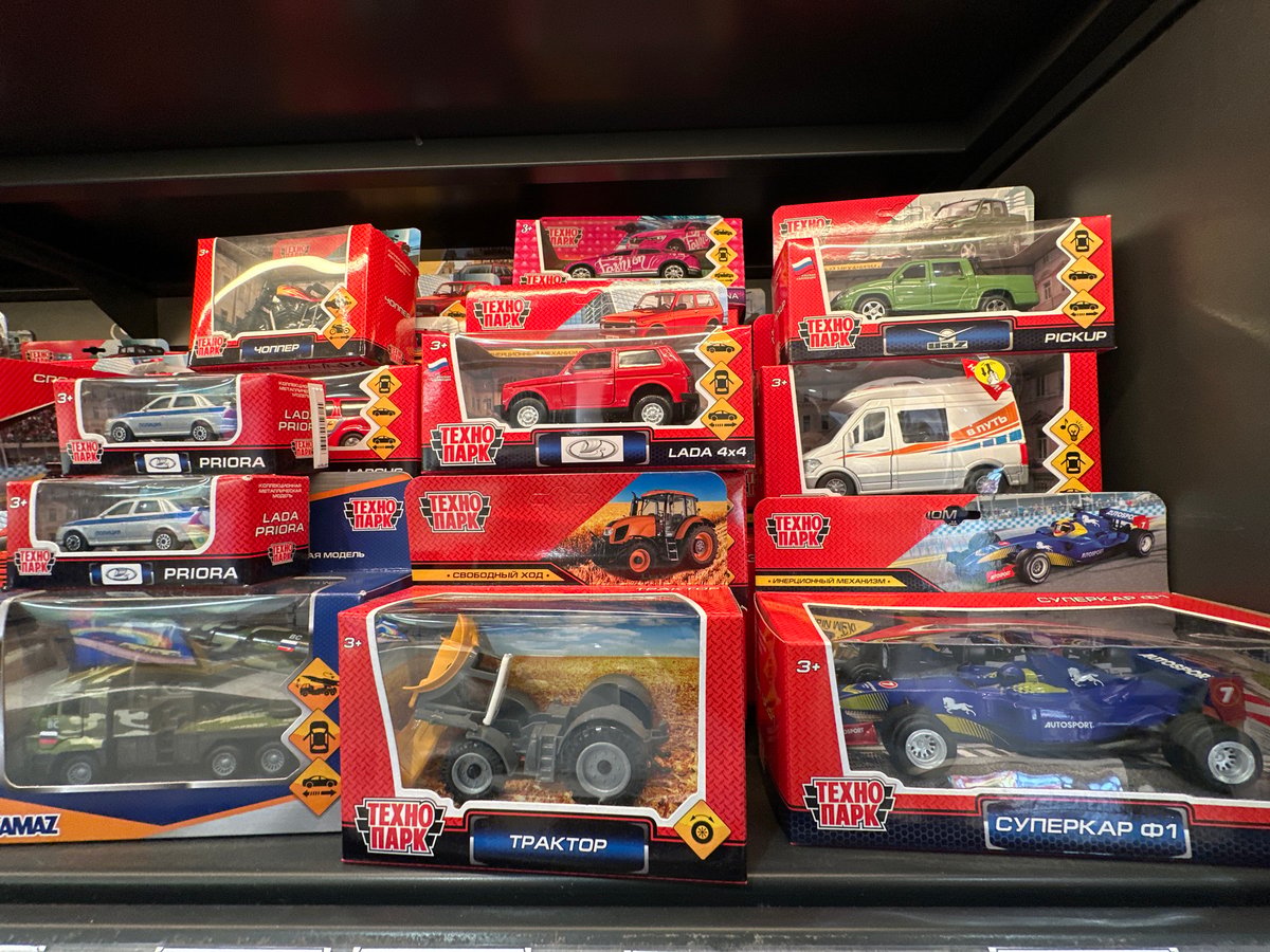 Tourist shops in Saint Petersburg showcase toys and figurines