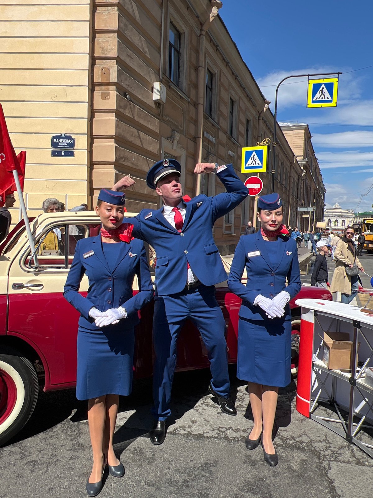 Vintage Aeroflot uniforms photo session with classic car in Saint Petersburg