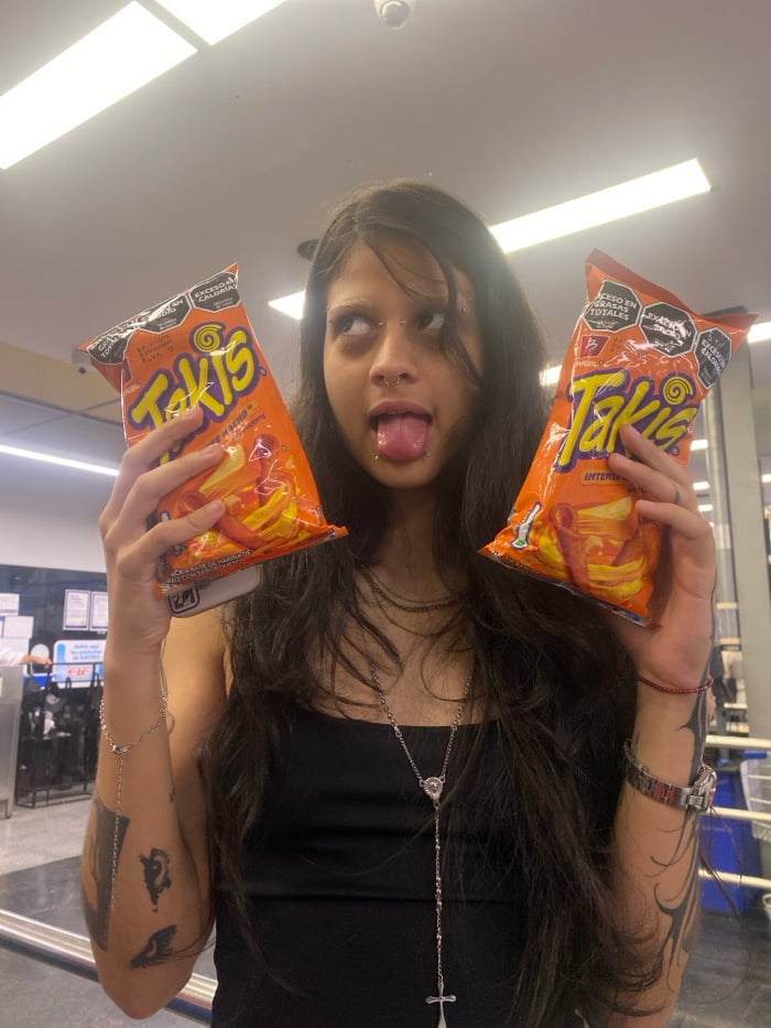 Evening snapshots capture snacks, cats, cityscape in Buenos Aires