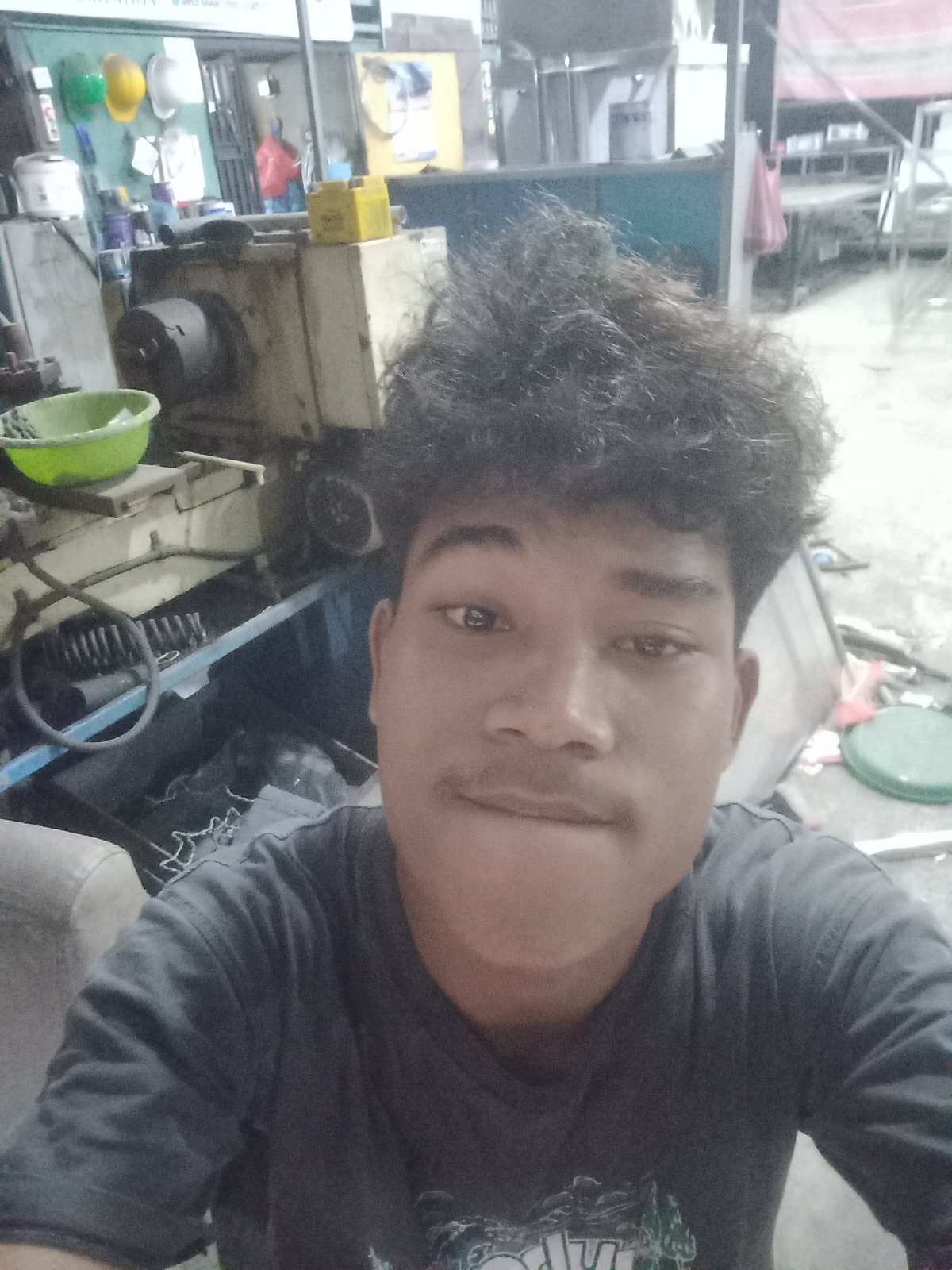 Metalworker fabricates frame structure in Banda Aceh workshop