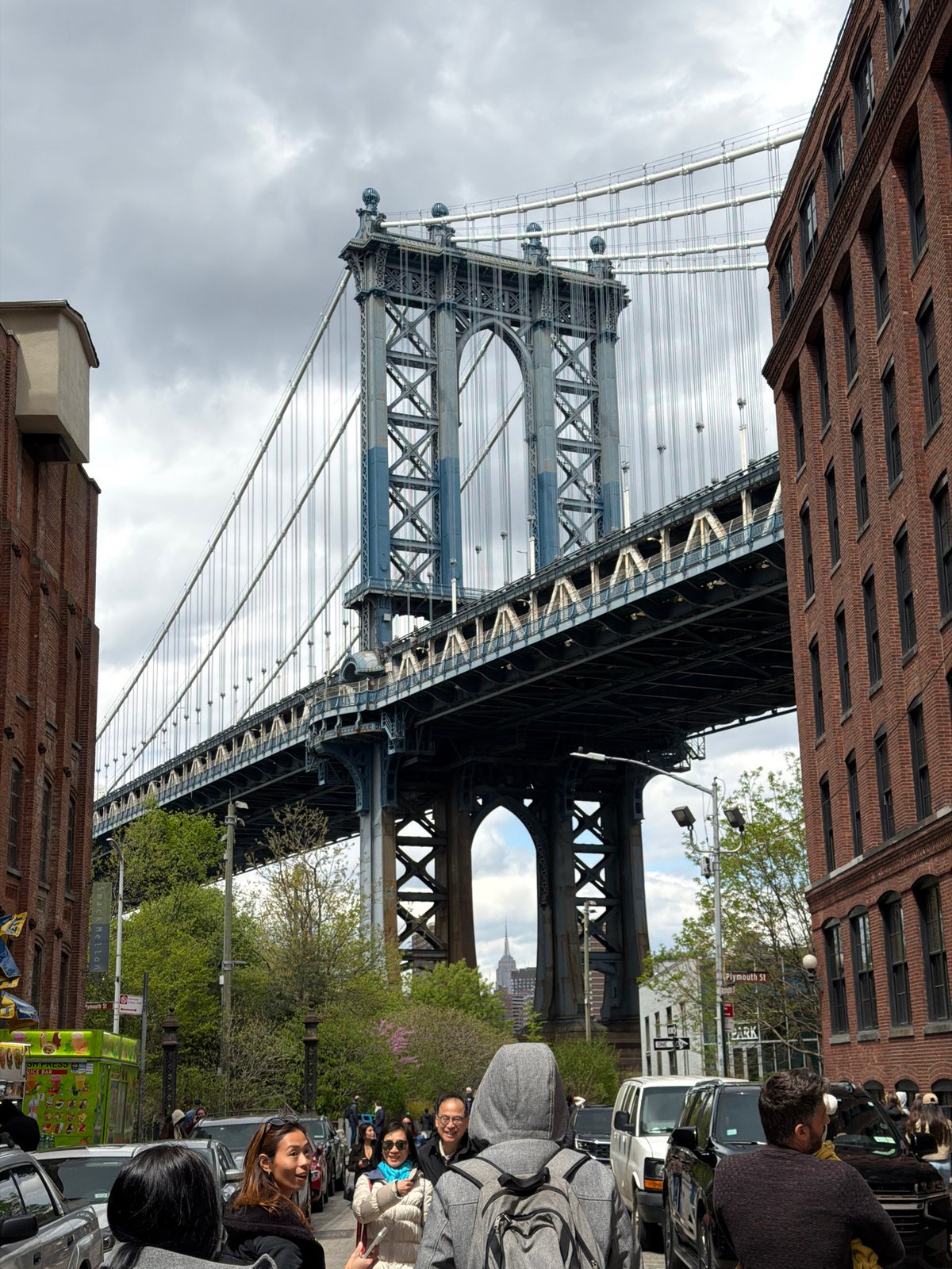 Witness documents Manhattan Bridge views from DUMBO neighborhood