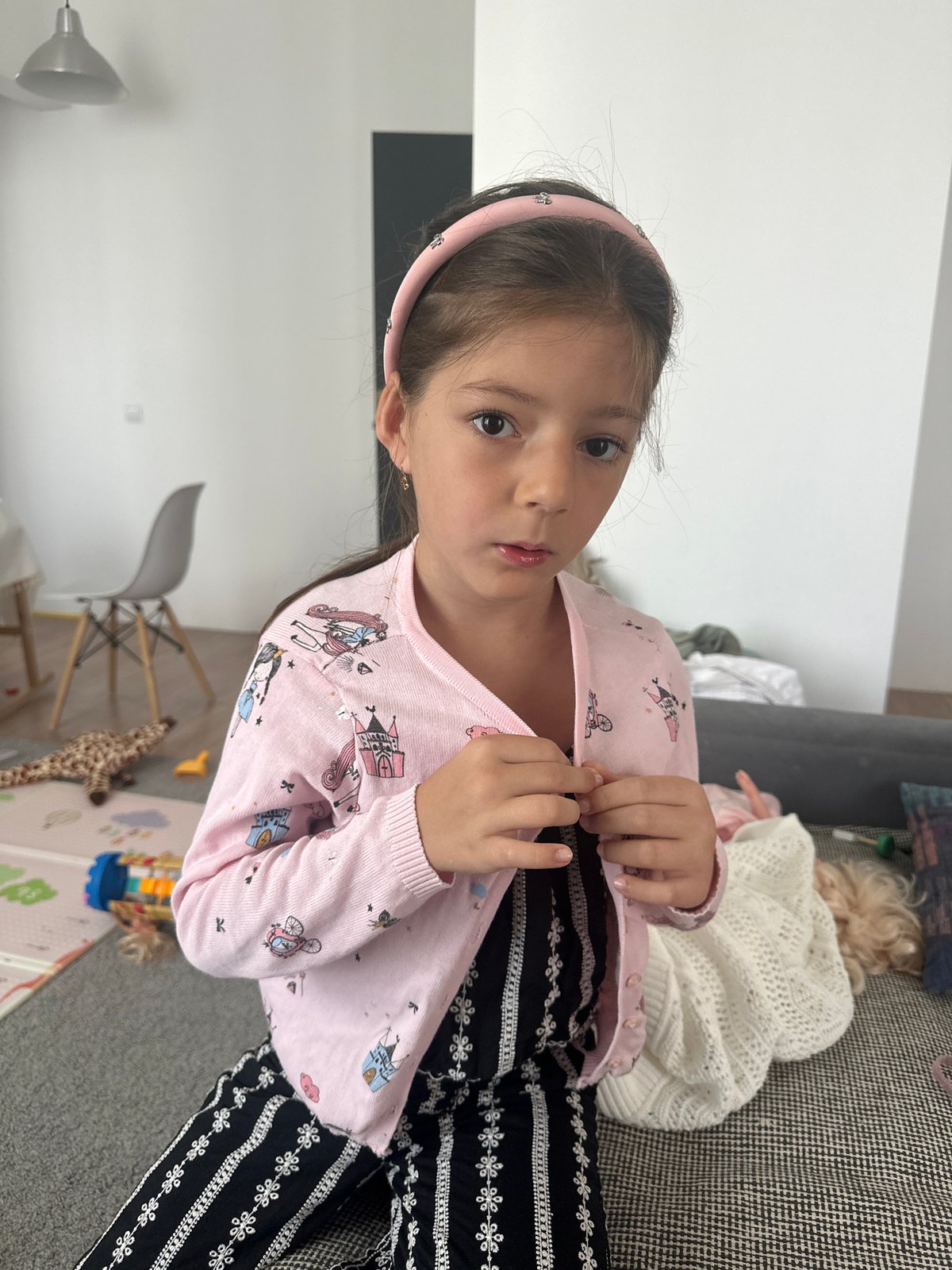 Casual home photos and selfies from a quiet morning in Vsevolozhsk