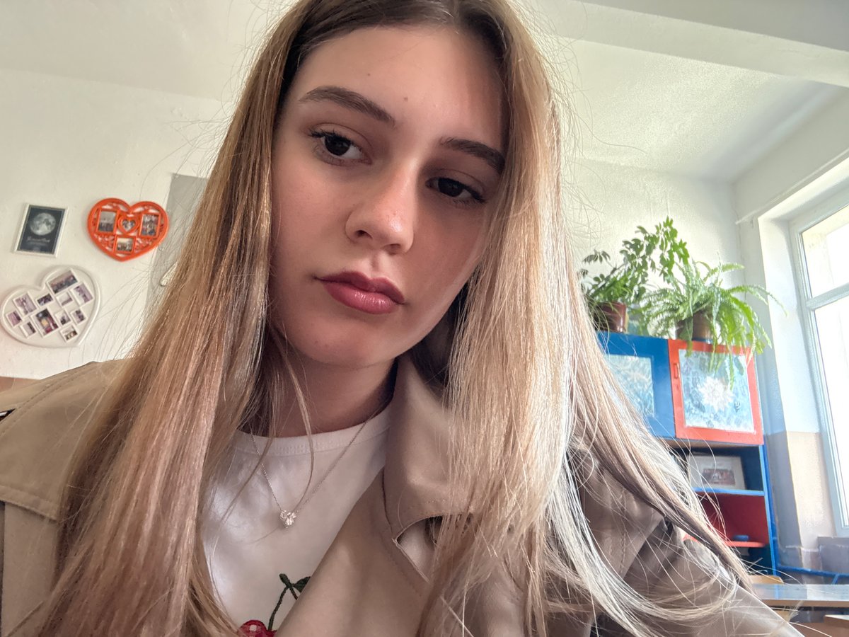 Morning portraits and classroom scenes documented in Panagyurishte, Bulgaria