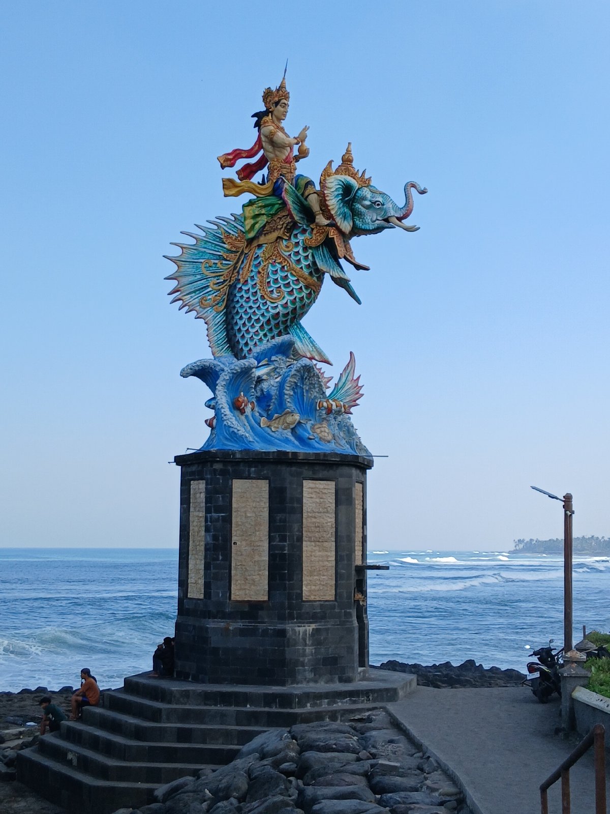 Beaches, temples, and street scenes in Mengwi, Bali