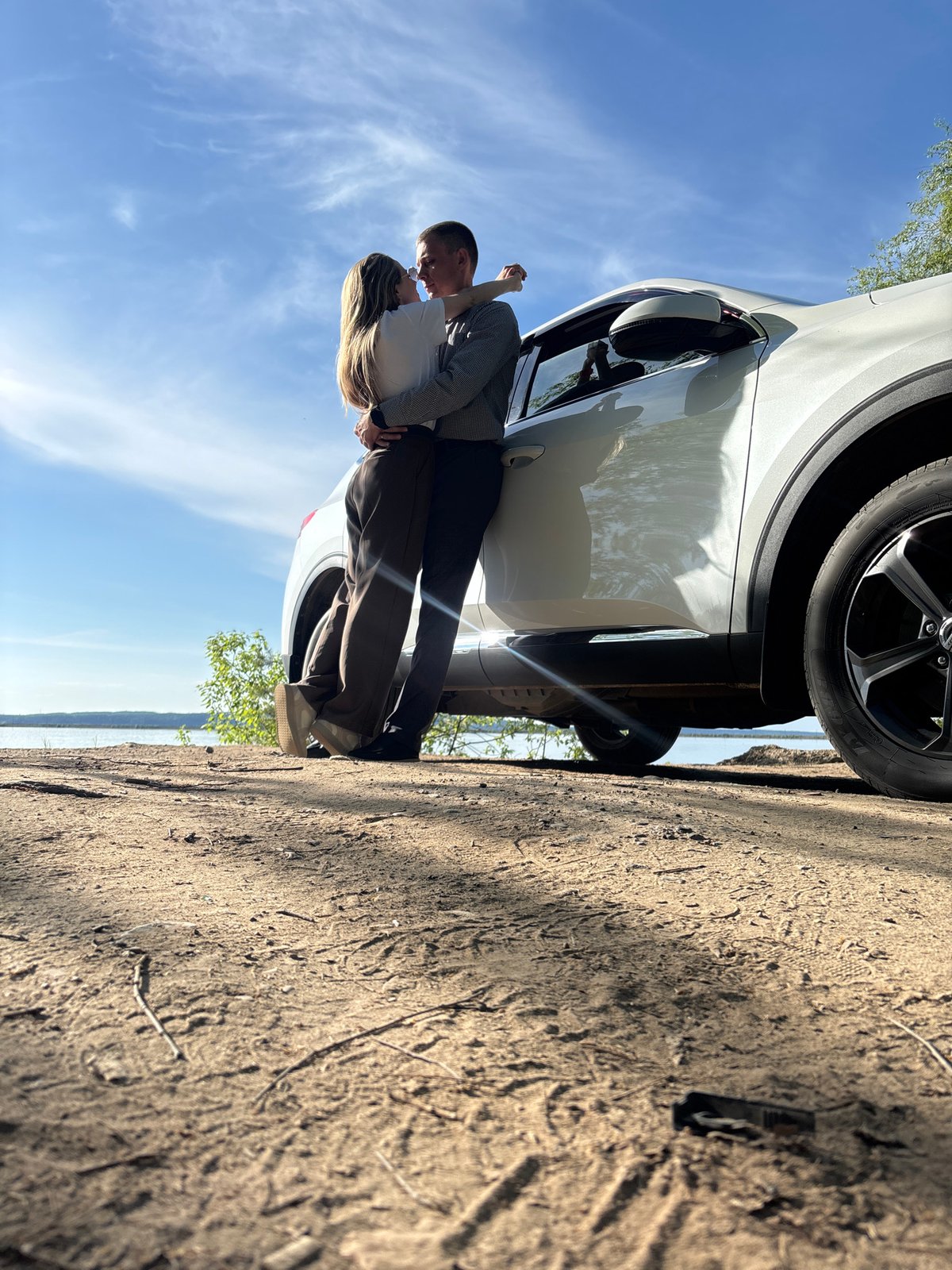 Woman enjoys lakeside photo session in Chaikovsky, Russia