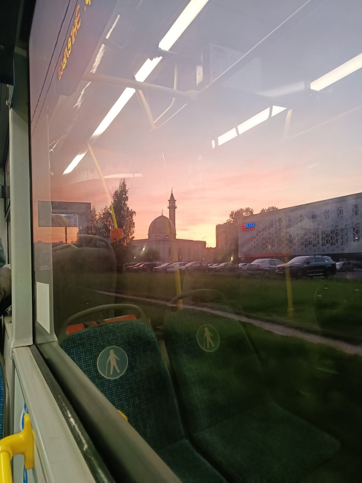 Spring afternoon journey documented across Saint Petersburg canals and streets