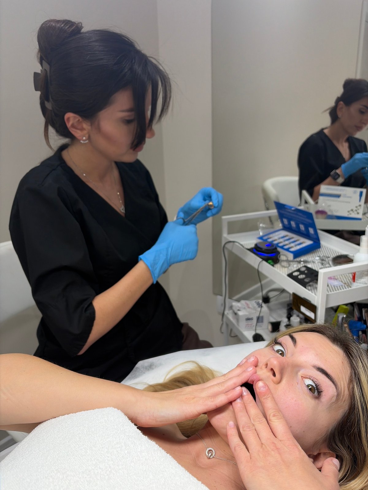 Beauty treatment session documented at Budva aesthetic clinic