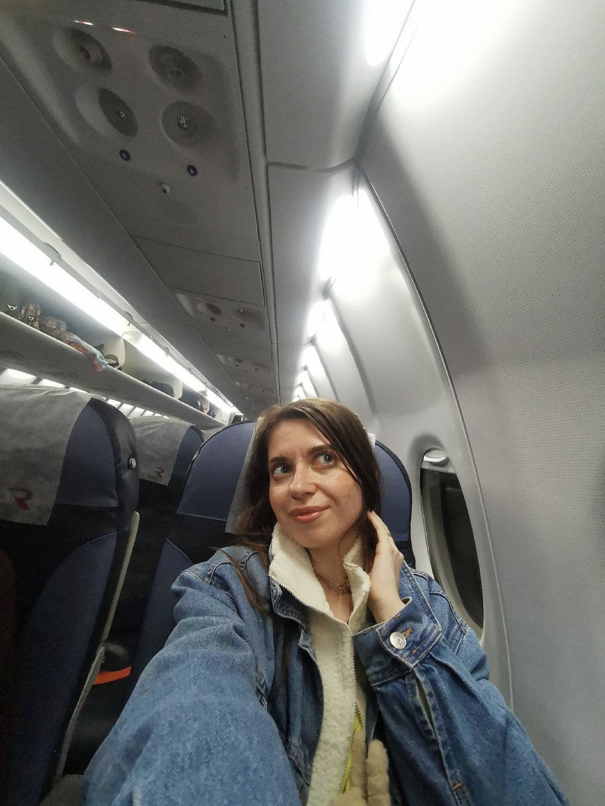 Passenger documents routine flight experience aboard UVT Aero aircraft