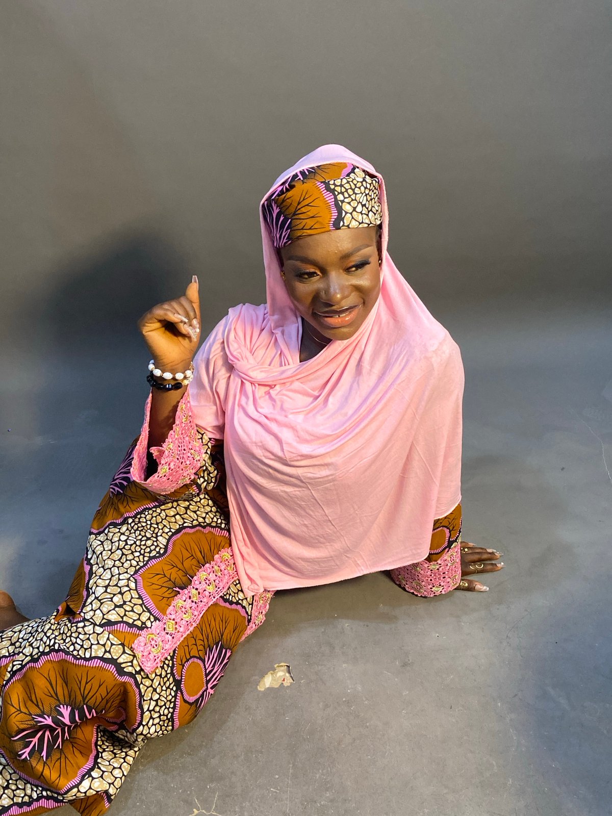 Portrait session documented in Gura Top, Nigeria