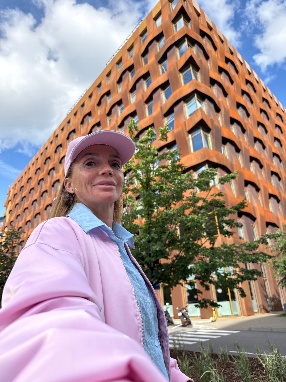 Afternoon stroll through Saint Petersburg's landmarks and streets