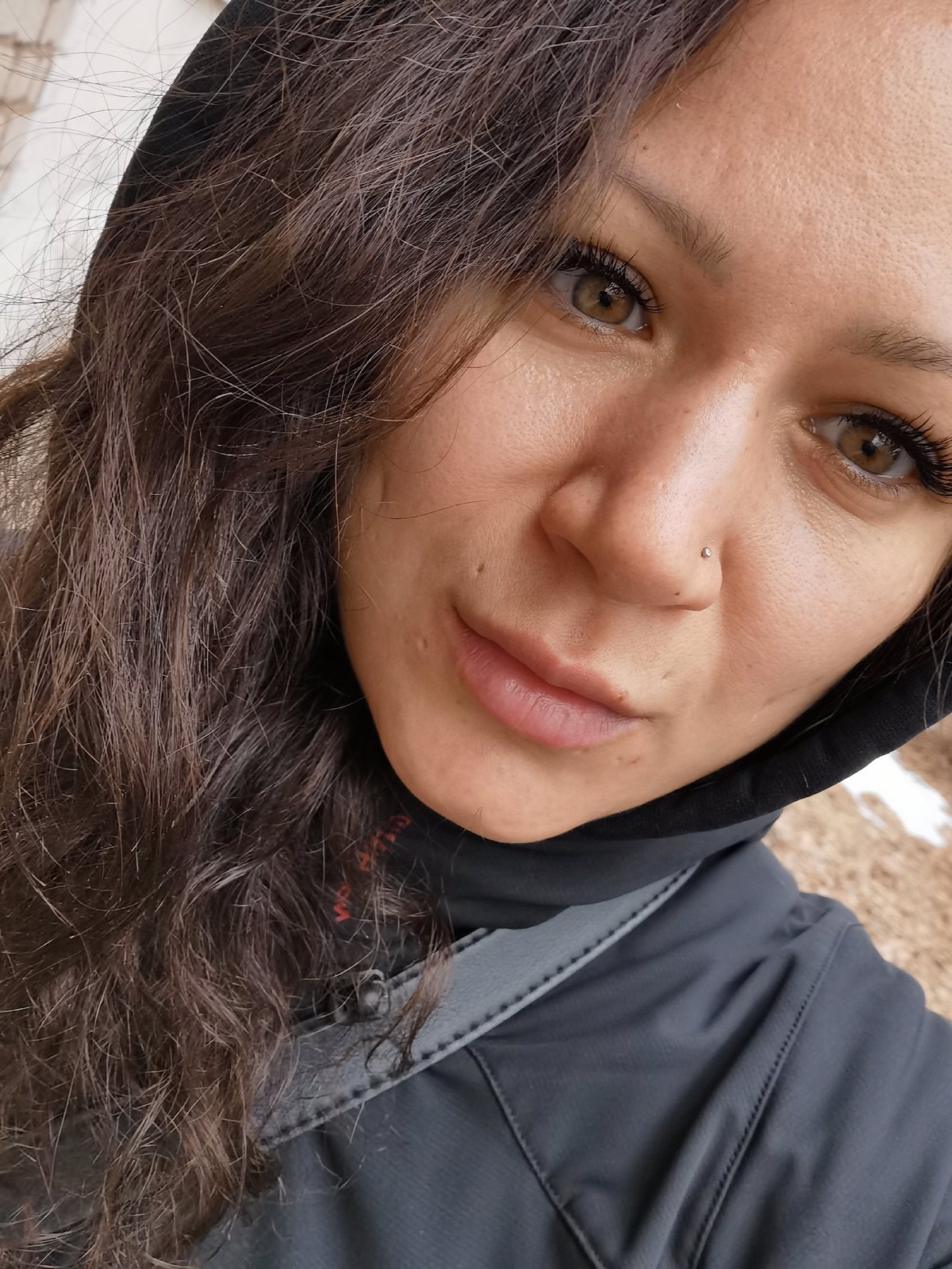 Woman photographed at multiple Chaikovsky locations during early morning hours