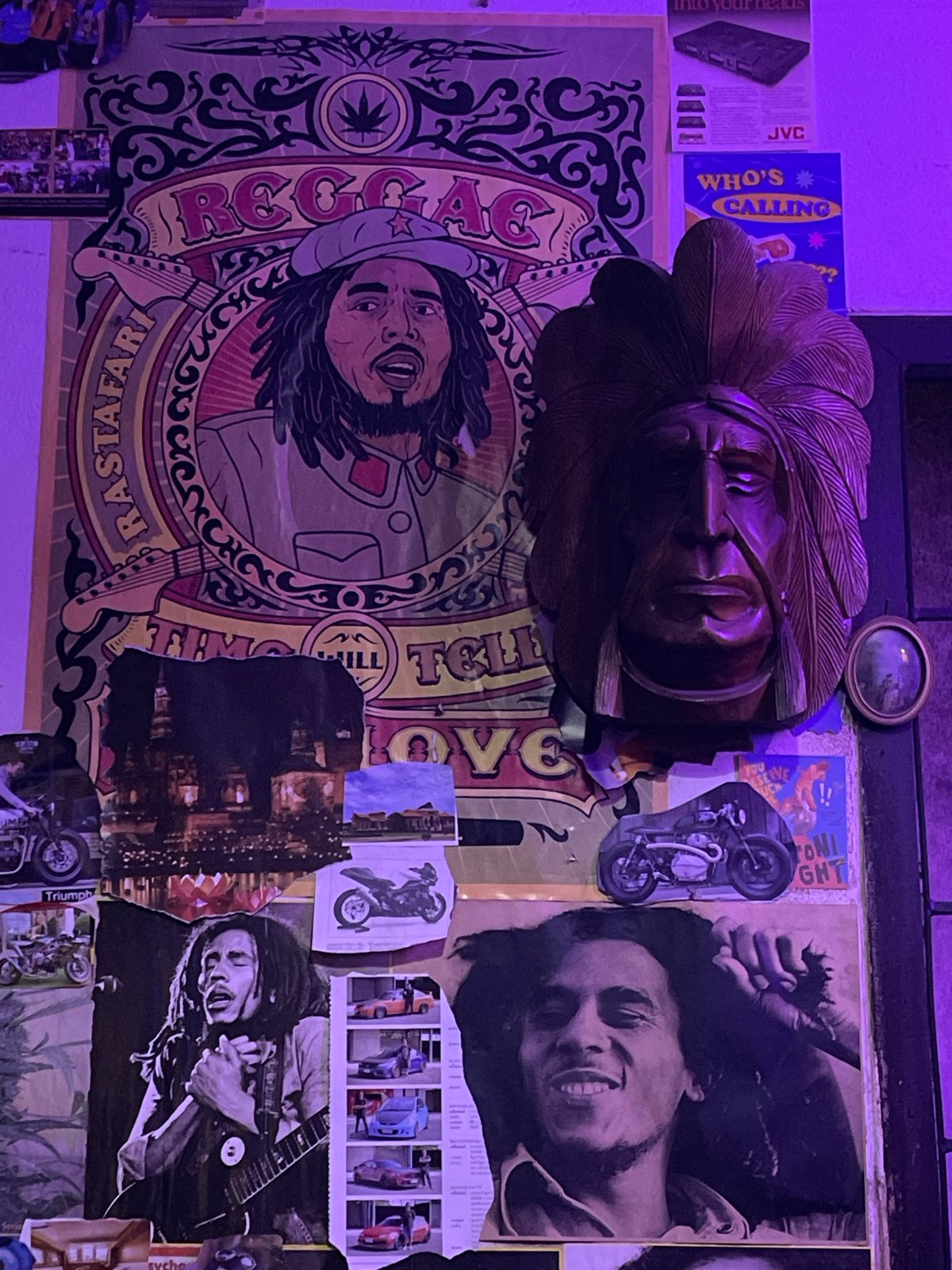 Late-night stop at a Chalong reggae bar with two bikes