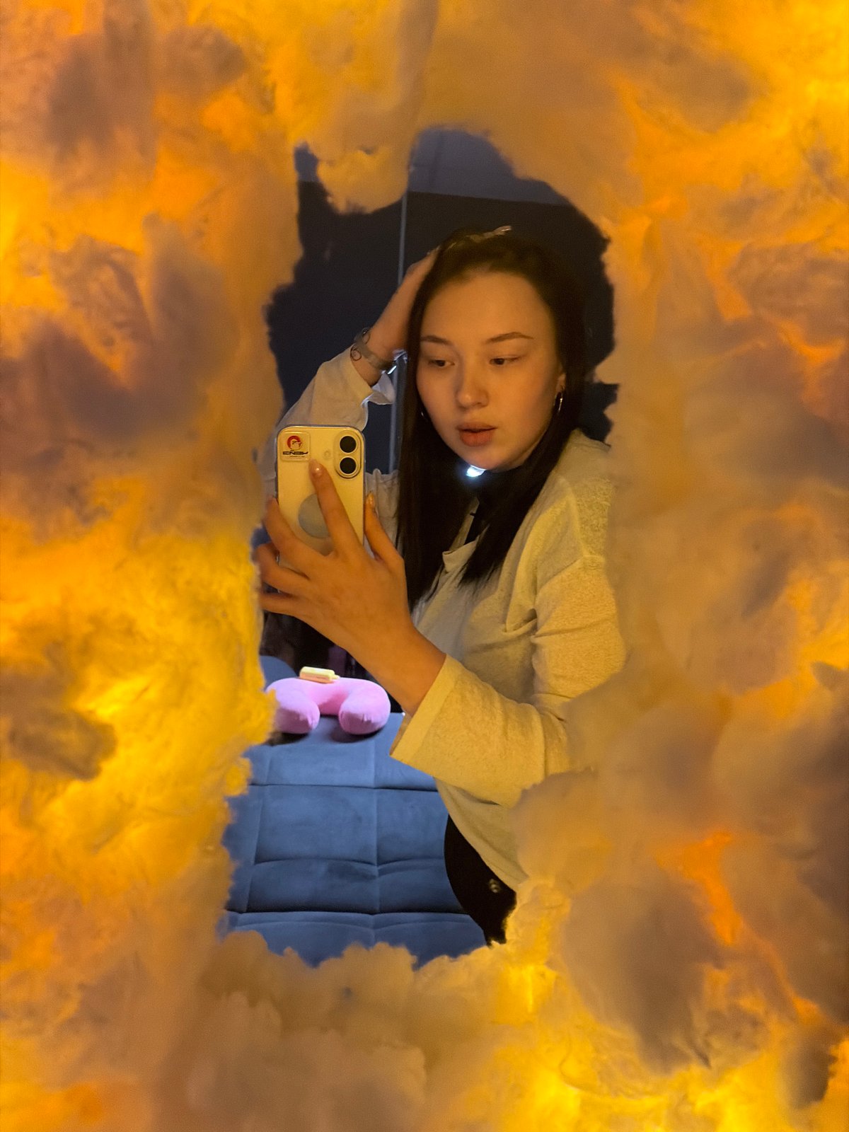 Woman documents extended selfie session in Chaikovsky, Russia