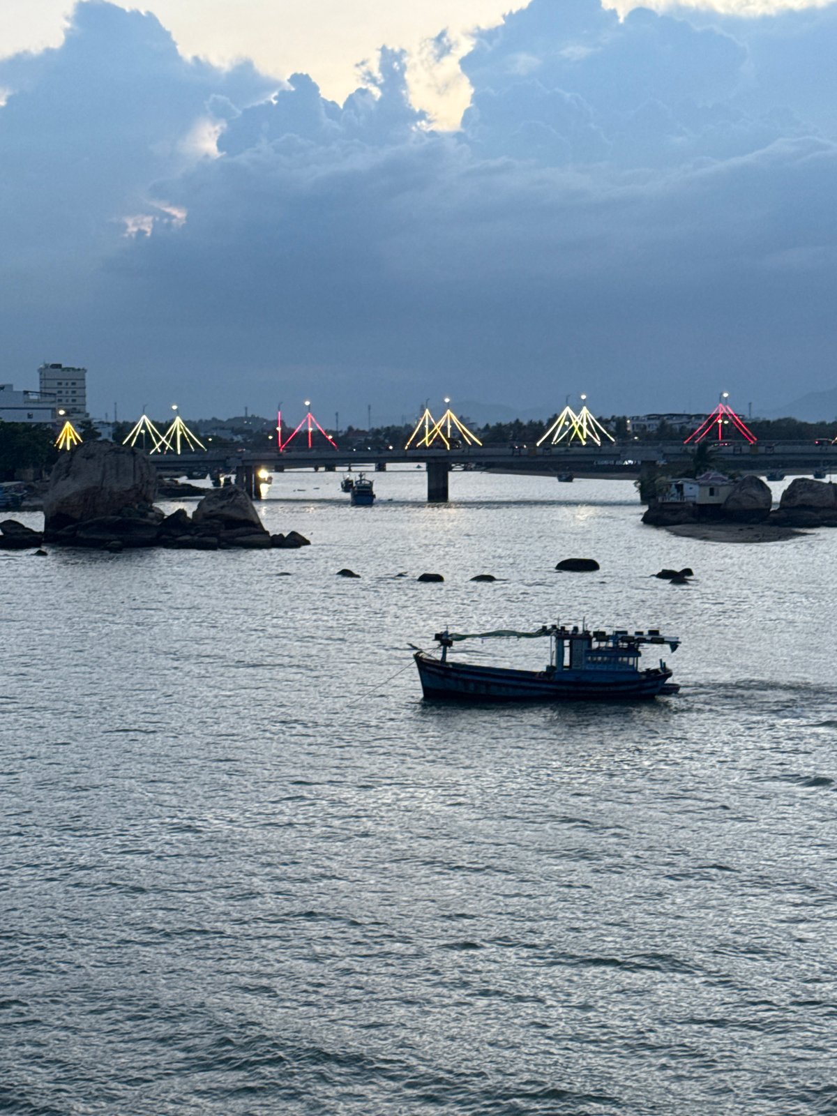 Evening stroll through illuminated Bac Nha Trang Ward, Vietnam